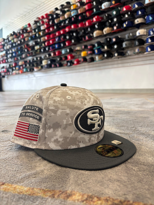 SF 49ers “Salute To Service” Fitted Hat